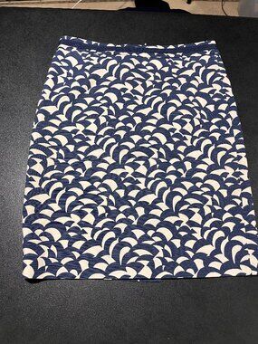 Boden Navy and White Pencil Skirt  Size 6P